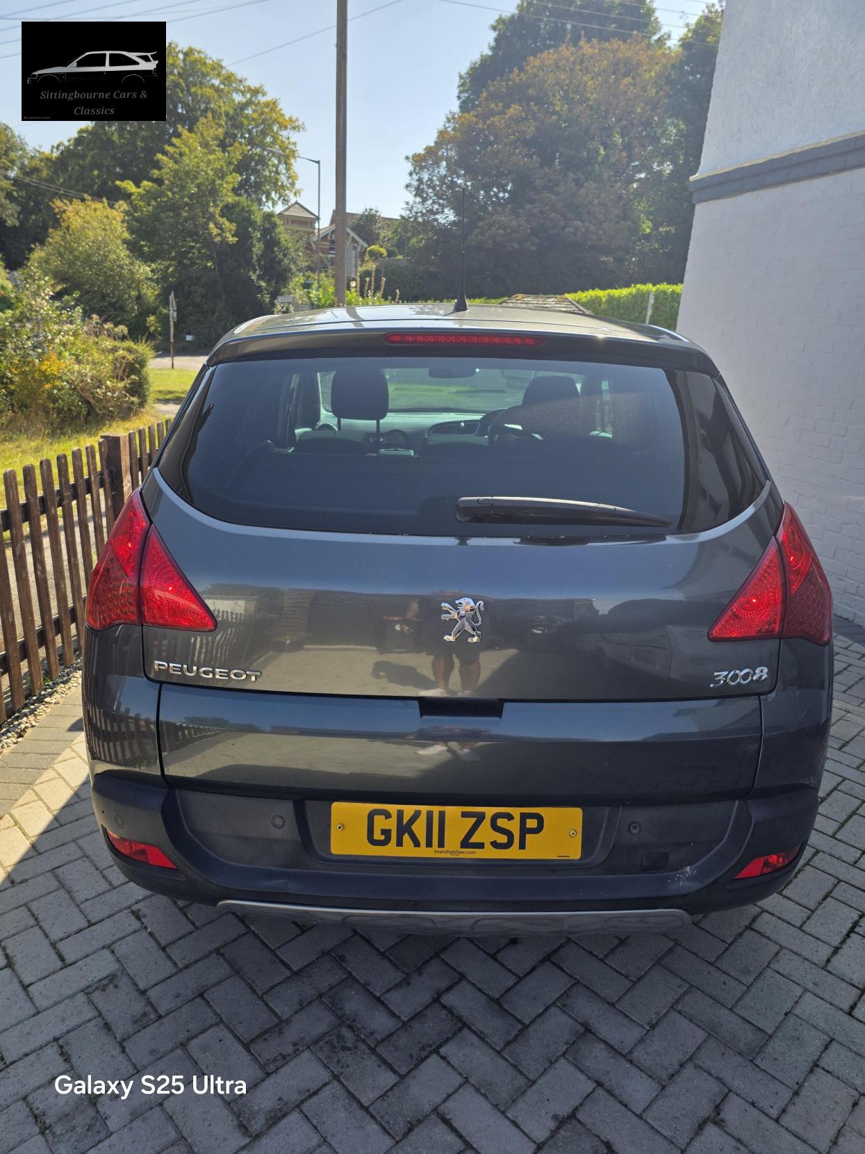 Peugeot 3008 1.6 HDi Exclusive SUV 5dr Diesel EGC Euro 5 (112 ps)