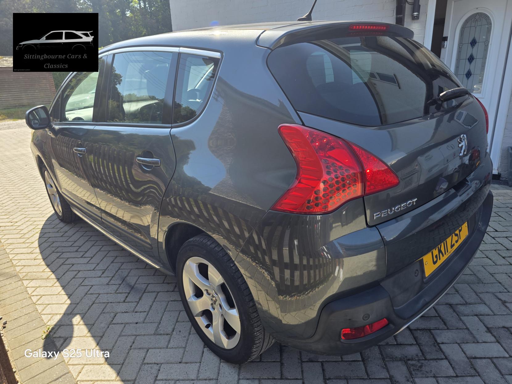 Peugeot 3008 1.6 HDi Exclusive SUV 5dr Diesel EGC Euro 5 (112 ps)