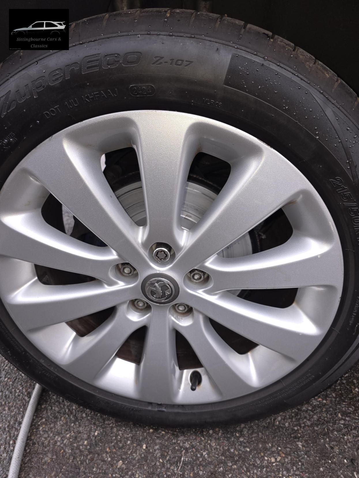 Vauxhall Astra 1.6 16v SE Hatchback 5dr Petrol Auto Euro 5 (115 ps)
