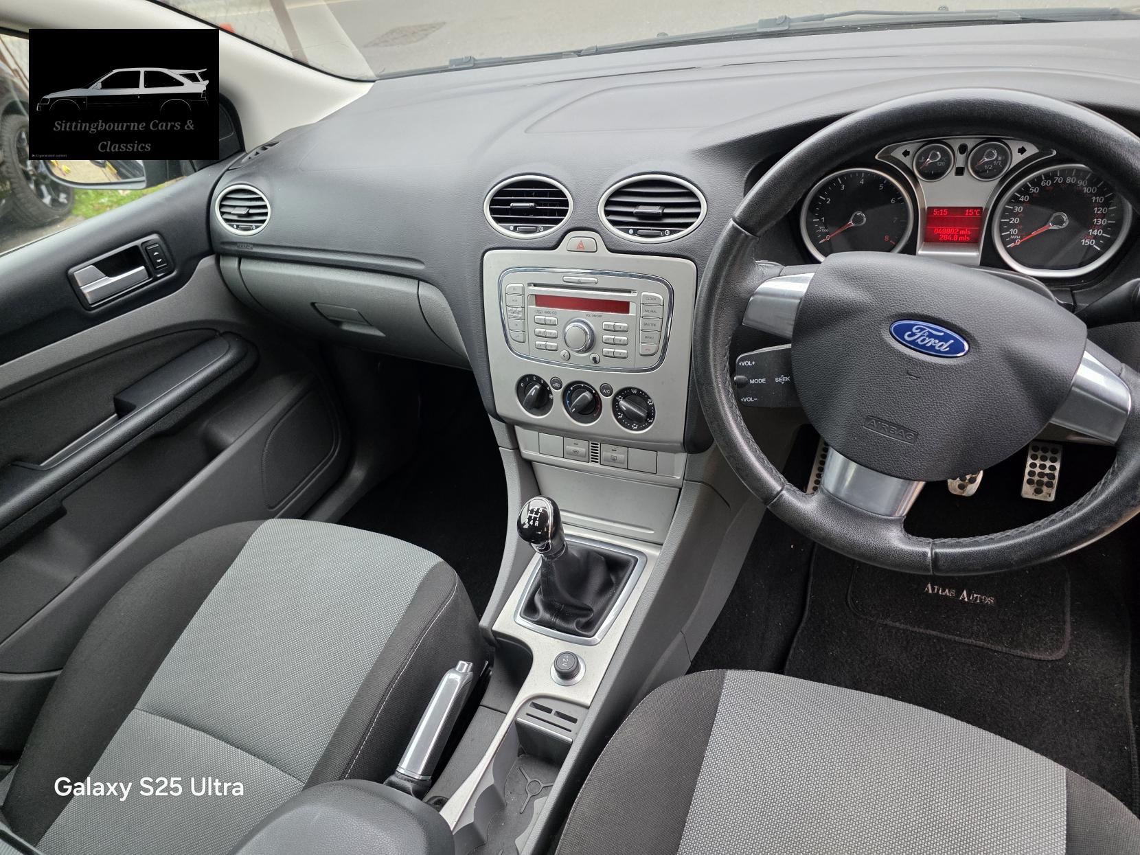 Ford Focus 1.6 Zetec S Hatchback 5dr Petrol Manual (157 g/km, 113 bhp)