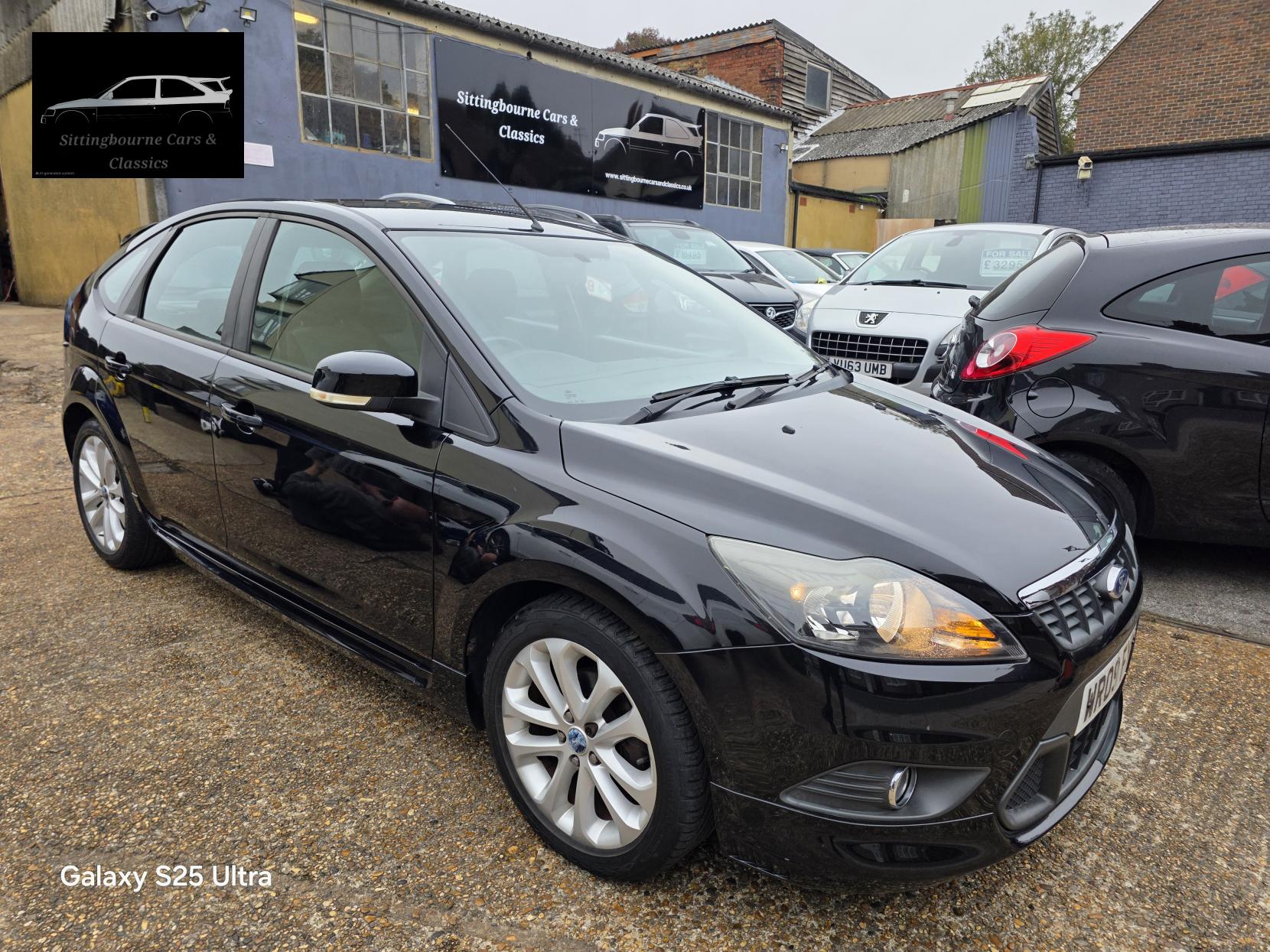 Ford Focus 1.6 Zetec S Hatchback 5dr Petrol Manual (157 g/km, 113 bhp)