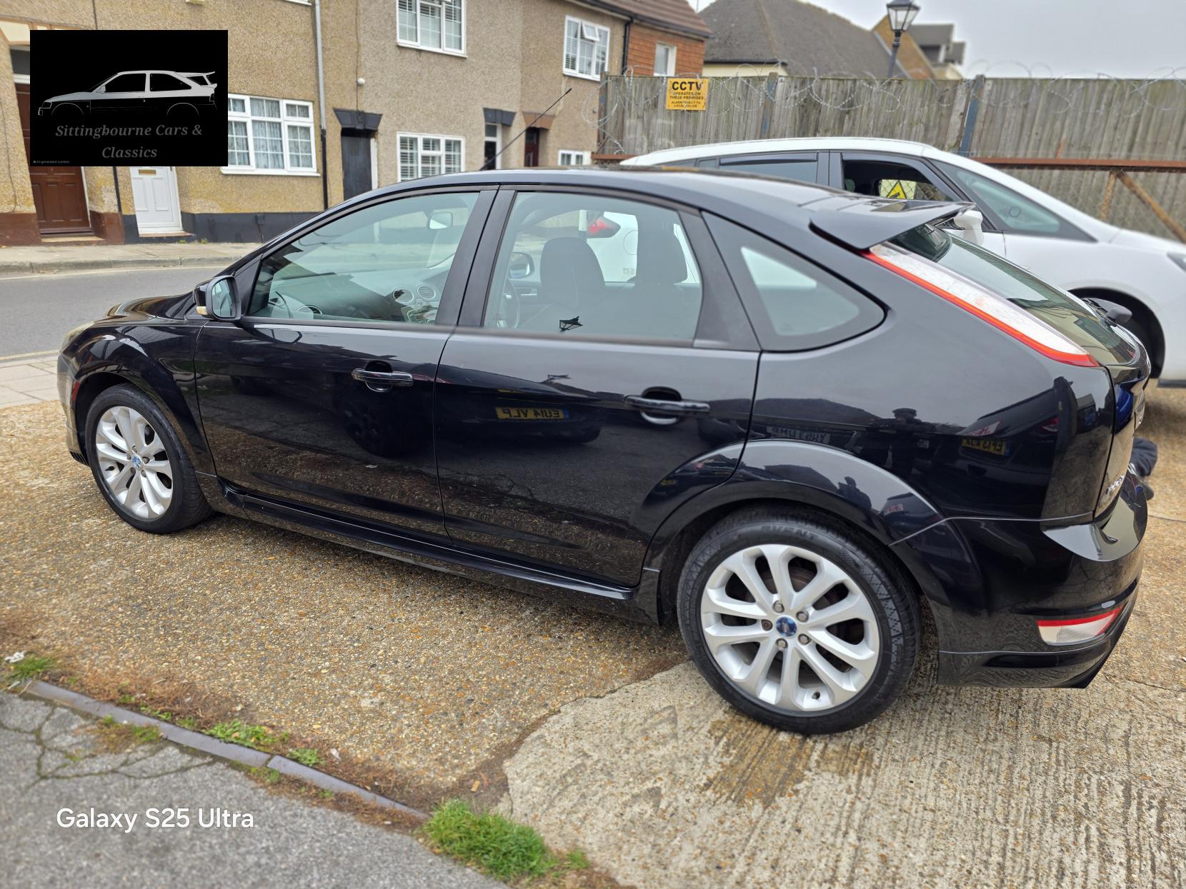 Ford Focus 1.6 Zetec S Hatchback 5dr Petrol Manual (157 g/km, 113 bhp)