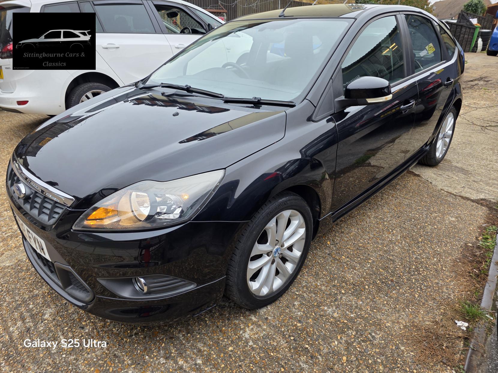 Ford Focus 1.6 Zetec S Hatchback 5dr Petrol Manual (157 g/km, 113 bhp)