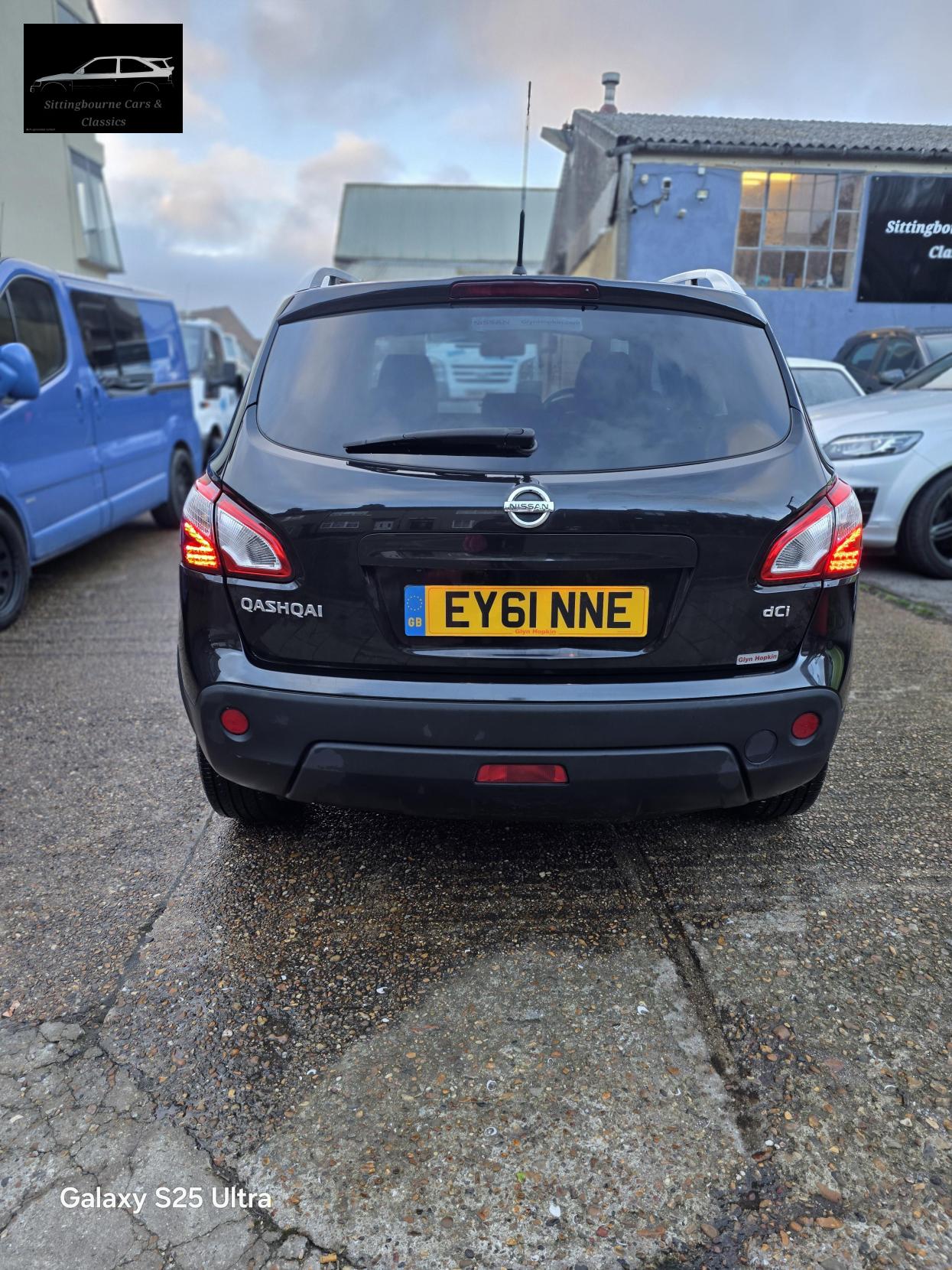 Nissan Qashqai 1.5 dCi n-tec SUV 5dr Diesel Manual 2WD Euro 5 (110 ps)