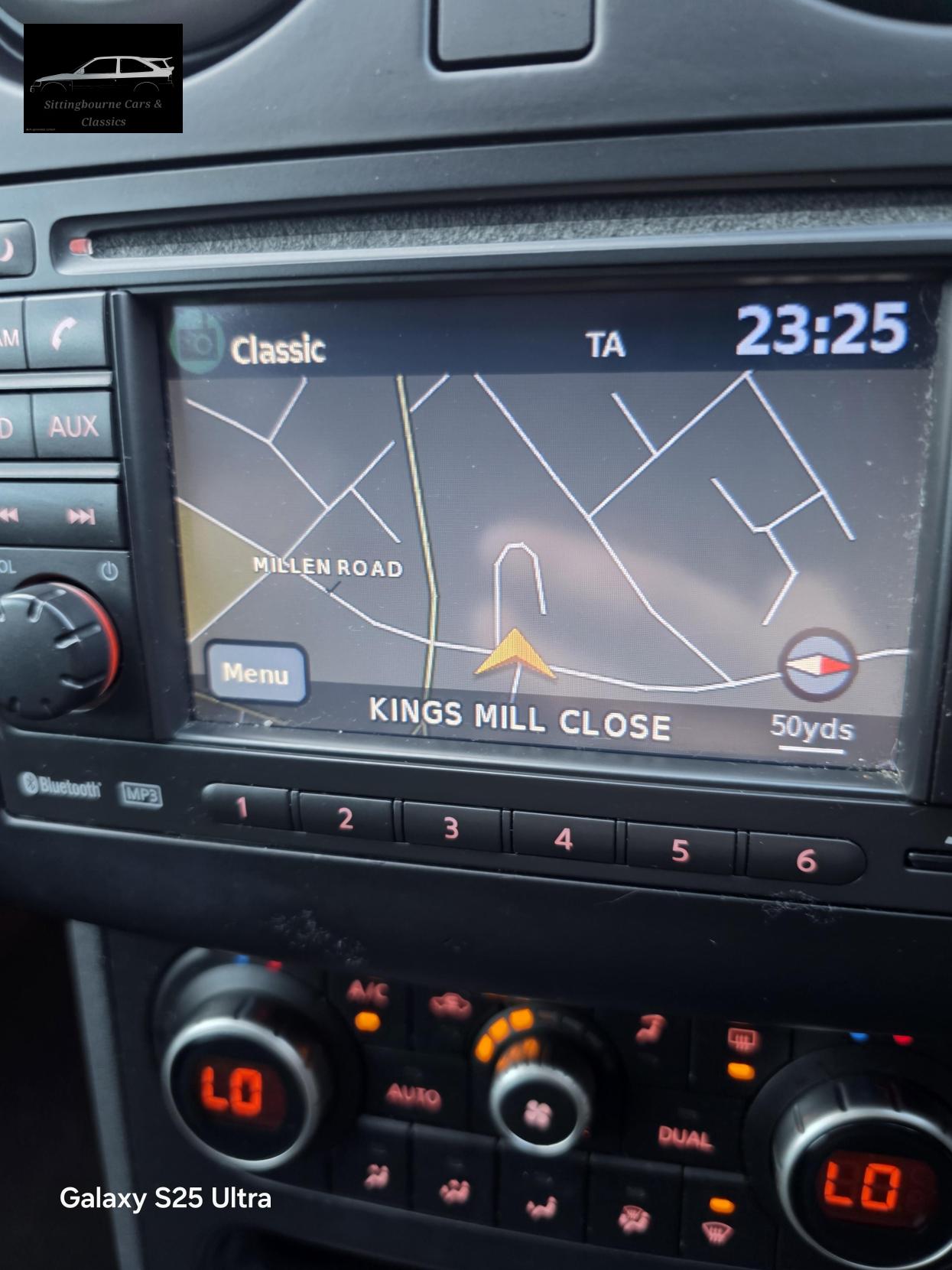 Nissan Qashqai 1.5 dCi n-tec SUV 5dr Diesel Manual 2WD Euro 5 (110 ps)