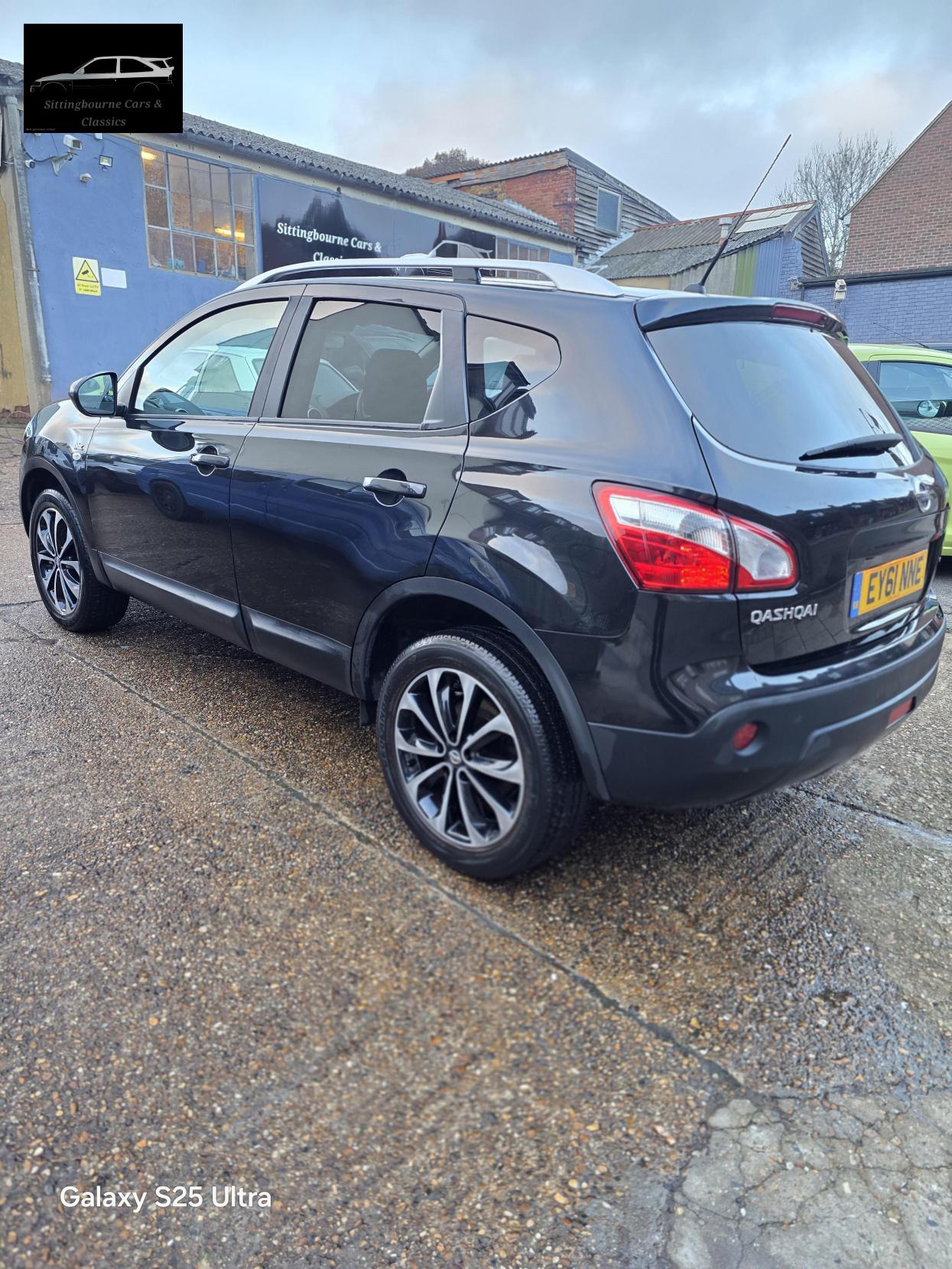 Nissan Qashqai 1.5 dCi n-tec SUV 5dr Diesel Manual 2WD Euro 5 (110 ps)