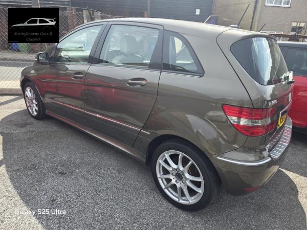 Mercedes-Benz B Class 2.0 B180 CDI Sport MPV 5dr Diesel CVT (158 g/km, 109 bhp)