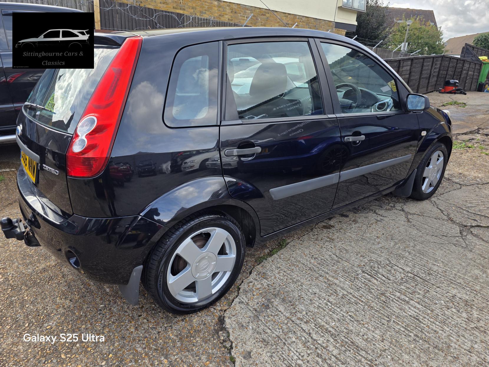 Ford Fiesta 1.4 Zetec Climate Hatchback 5dr Petrol Manual (147 g/km, 79 bhp)