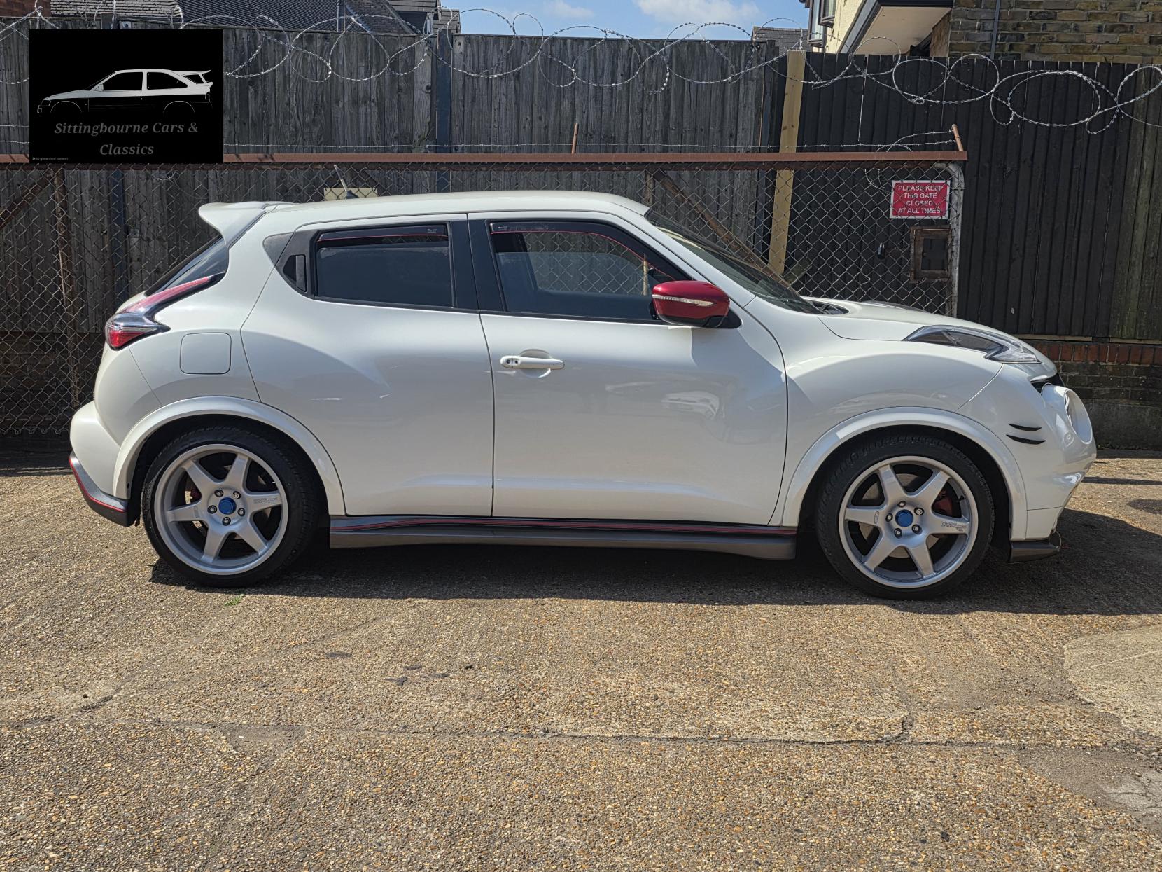Nissan Juke 1.6 DIG-T Nismo RS SUV 5dr Petrol Manual Euro 6 (218 ps)